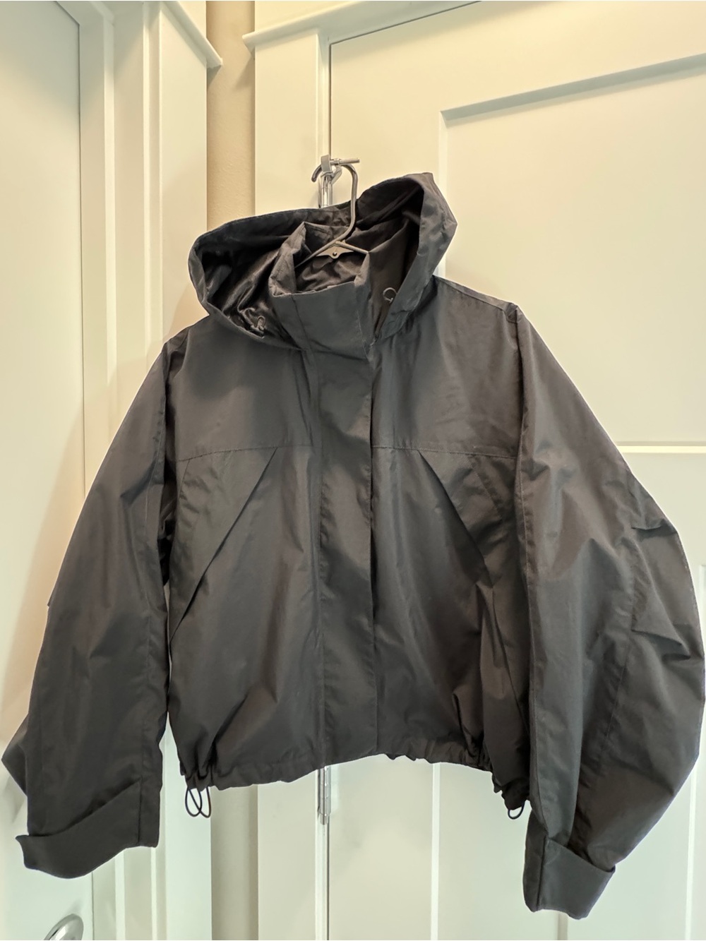 Uniqlo Black Hooded Puffer Jacket